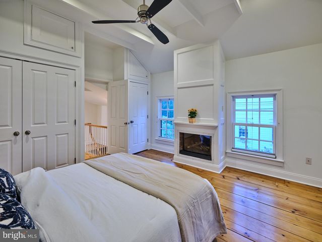 3 BRIDGE ST, Stockton, NJ 08559