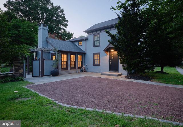 3 BRIDGE ST, Stockton, NJ 08559