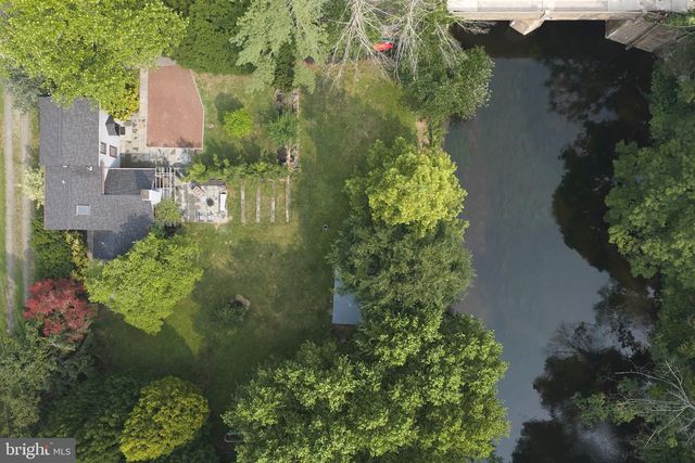 3 BRIDGE ST, Stockton, NJ 08559