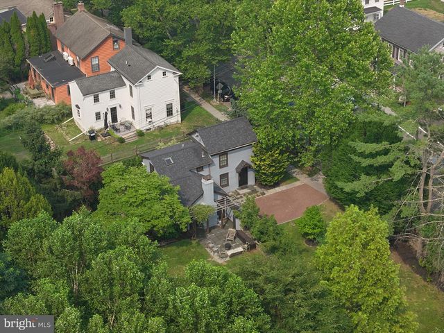 3 BRIDGE ST, Stockton, NJ 08559
