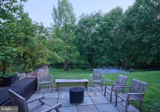 3 BRIDGE ST, Stockton, NJ 08559