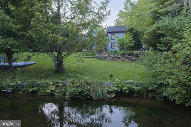 3 BRIDGE ST, Stockton, NJ 08559
