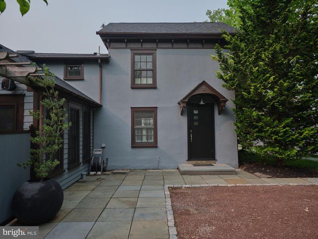 3 BRIDGE ST, Stockton, NJ 08559