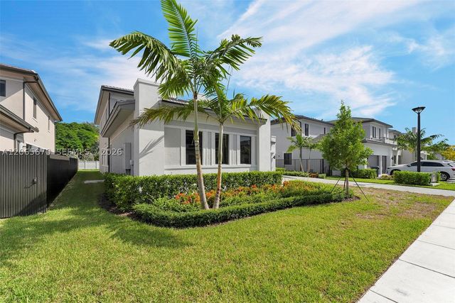 8283 SW 120th Ter, Miami, FL 33156