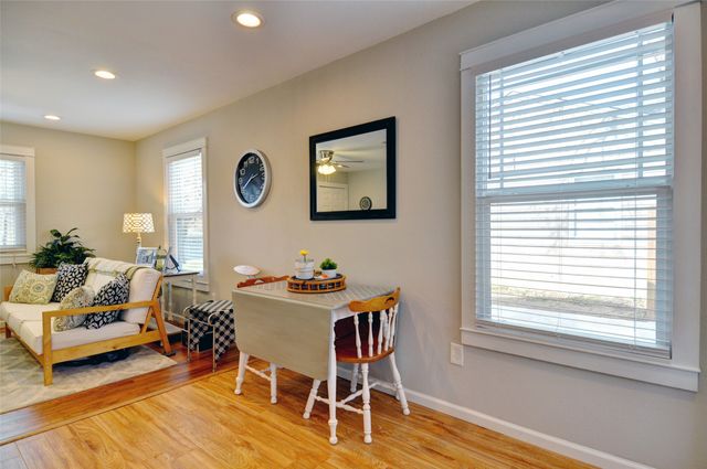 4933 Royal Drive, Fort Worth, TX 76116