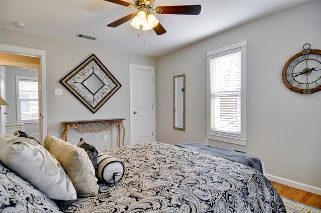 4933 Royal Drive, Fort Worth, TX 76116