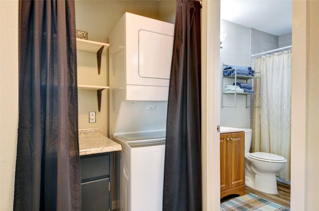 4933 Royal Drive, Fort Worth, TX 76116