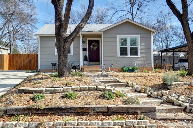 4933 Royal Drive, Fort Worth, TX 76116