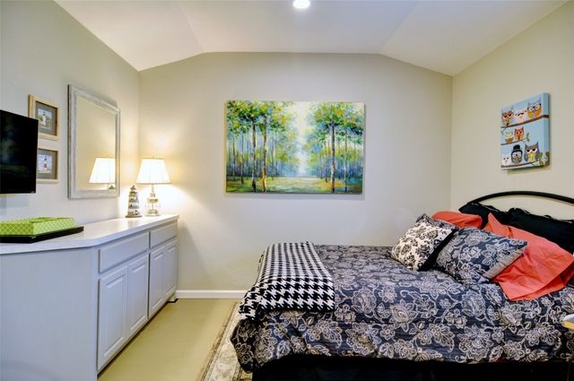 4933 Royal Drive, Fort Worth, TX 76116