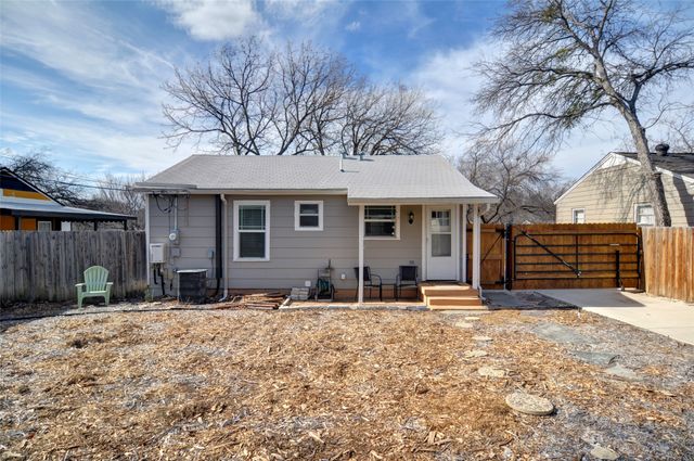 4933 Royal Drive, Fort Worth, TX 76116