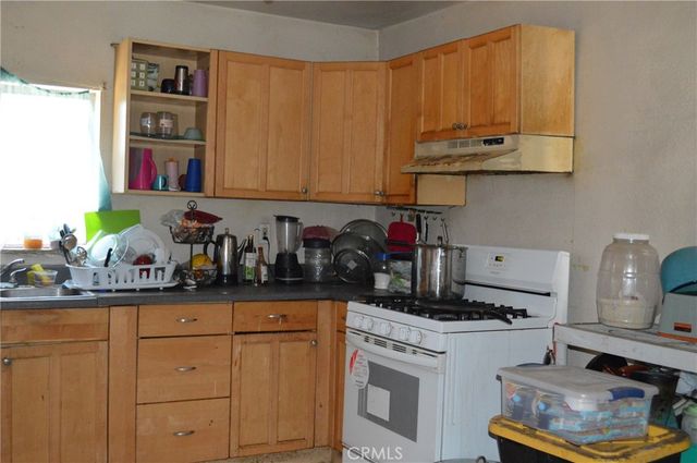 5090 Ithaca, Los Angeles, CA 90032