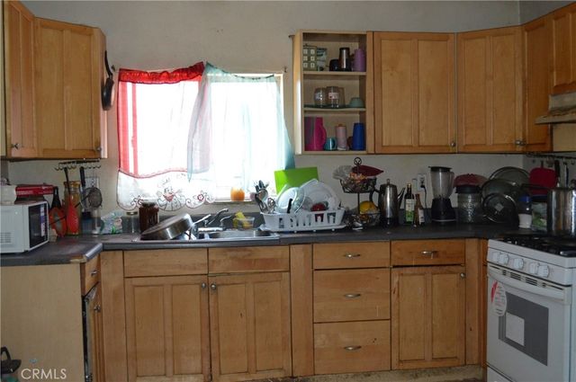 5090 Ithaca, Los Angeles, CA 90032