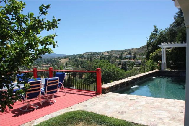 24574 Indian Hill Ln, West Hills, CA 91307