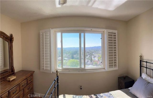 24574 Indian Hill Ln, West Hills, CA 91307