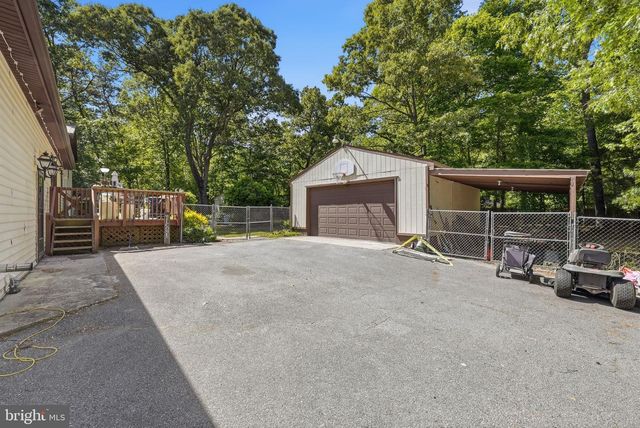 37170 E LAKELAND, Mechanicsville, MD 20659