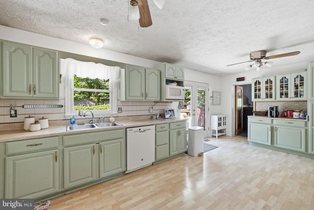 37170 E LAKELAND, Mechanicsville, MD 20659
