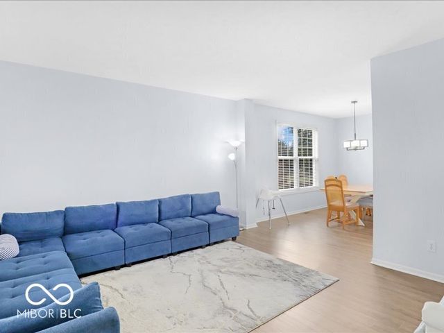 10165 Bootham Close, Fishers, IN 46038