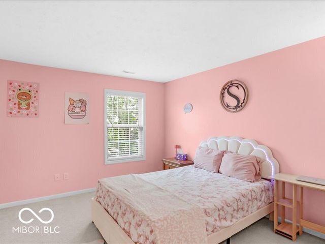 10165 Bootham Close, Fishers, IN 46038