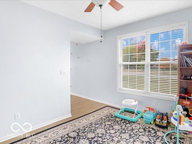 10165 Bootham Close, Fishers, IN 46038