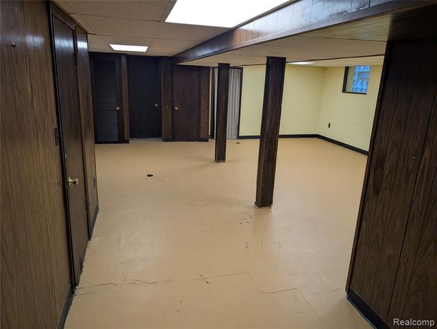 17151 Albion Street, Detroit, MI 48234