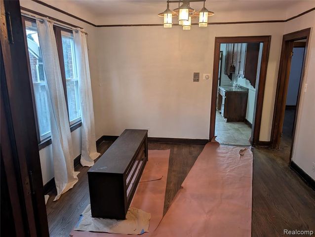 17151 Albion Street, Detroit, MI 48234