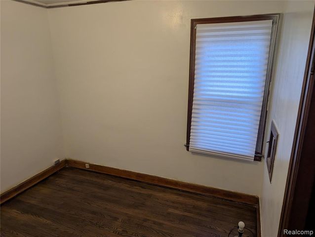 17151 Albion Street, Detroit, MI 48234