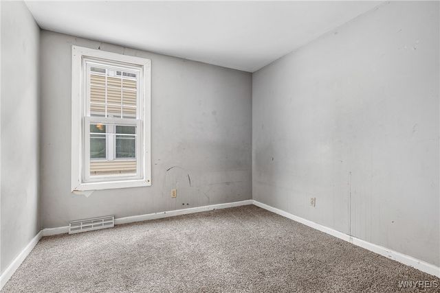 75 Juniata Place, Buffalo, NY 14210