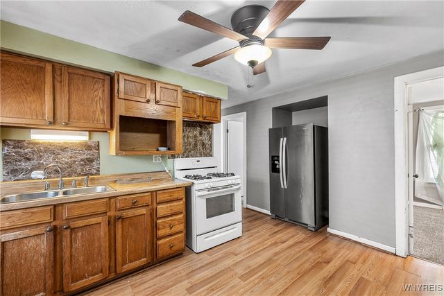 75 Juniata Place, Buffalo, NY 14210