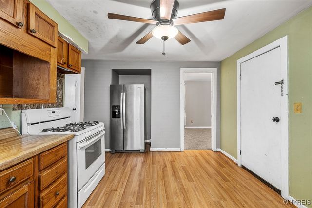 75 Juniata Place, Buffalo, NY 14210