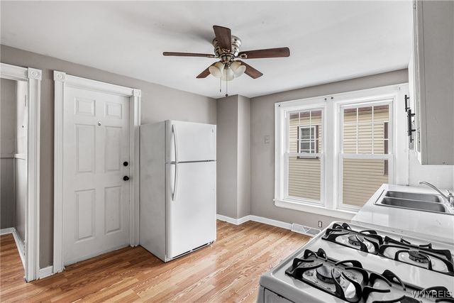 75 Juniata Place, Buffalo, NY 14210