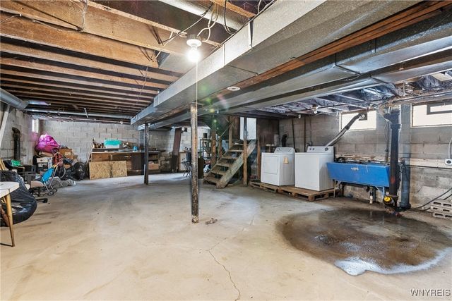 75 Juniata Place, Buffalo, NY 14210