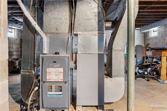 75 Juniata Place, Buffalo, NY 14210