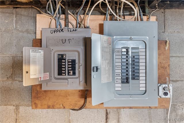 75 Juniata Place, Buffalo, NY 14210