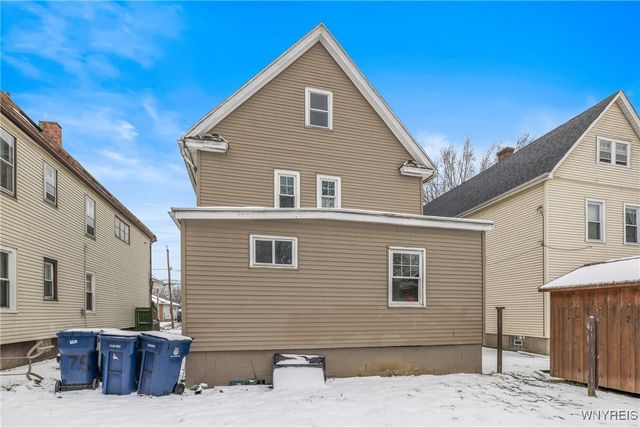 75 Juniata Place, Buffalo, NY 14210