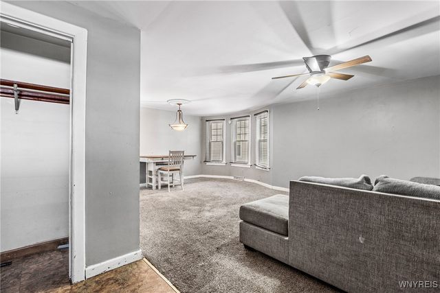 75 Juniata Place, Buffalo, NY 14210