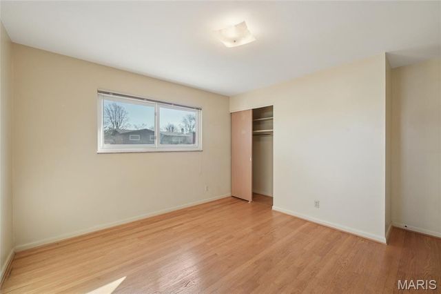 9233 Queenston Drive, Crestwood, MO 63126