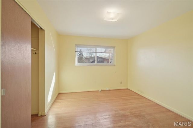 9233 Queenston Drive, Crestwood, MO 63126