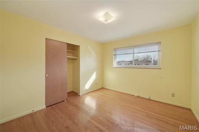 9233 Queenston Drive, Crestwood, MO 63126