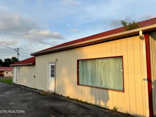 5521 S York Hwy, Grimsley, TN 38565