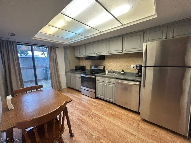 11558 Harbour Light Drive, North Royalton, OH 44133