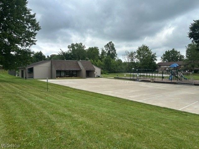 11558 Harbour Light Drive, North Royalton, OH 44133