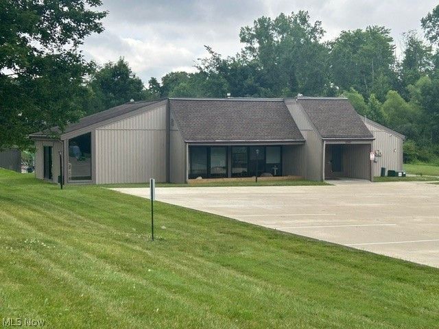 11558 Harbour Light Drive, North Royalton, OH 44133