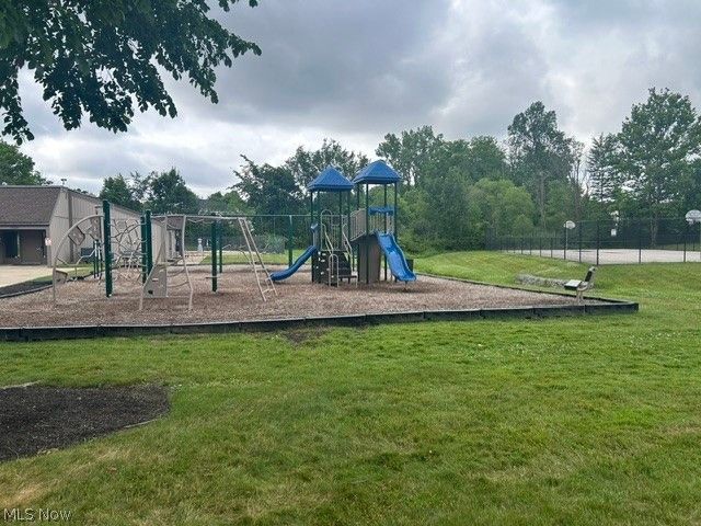 11558 Harbour Light Drive, North Royalton, OH 44133