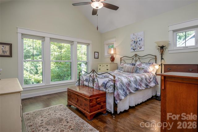 15 Stills Creek Loop, Fairview, NC 28730
