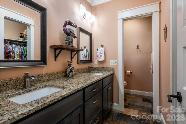 15 Stills Creek Loop, Fairview, NC 28730