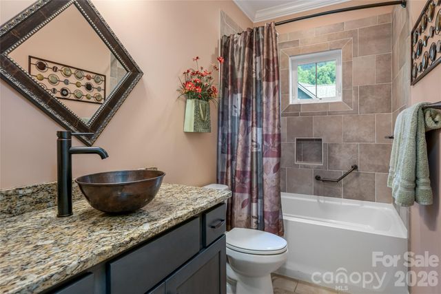 15 Stills Creek Loop, Fairview, NC 28730