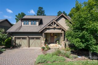 15 Stills Creek Loop, Fairview, NC 28730