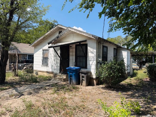 203 Huntington, San Antonio, TX 78207