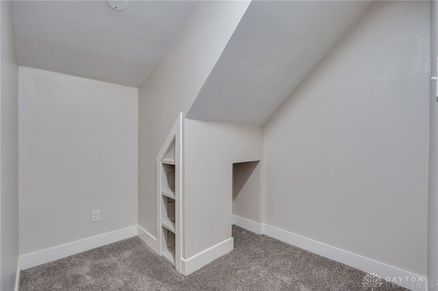 810 Belmonte Park, Dayton, OH 45405