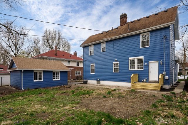 810 Belmonte Park, Dayton, OH 45405